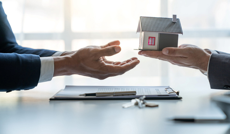 100% Commission Real Estate Broker