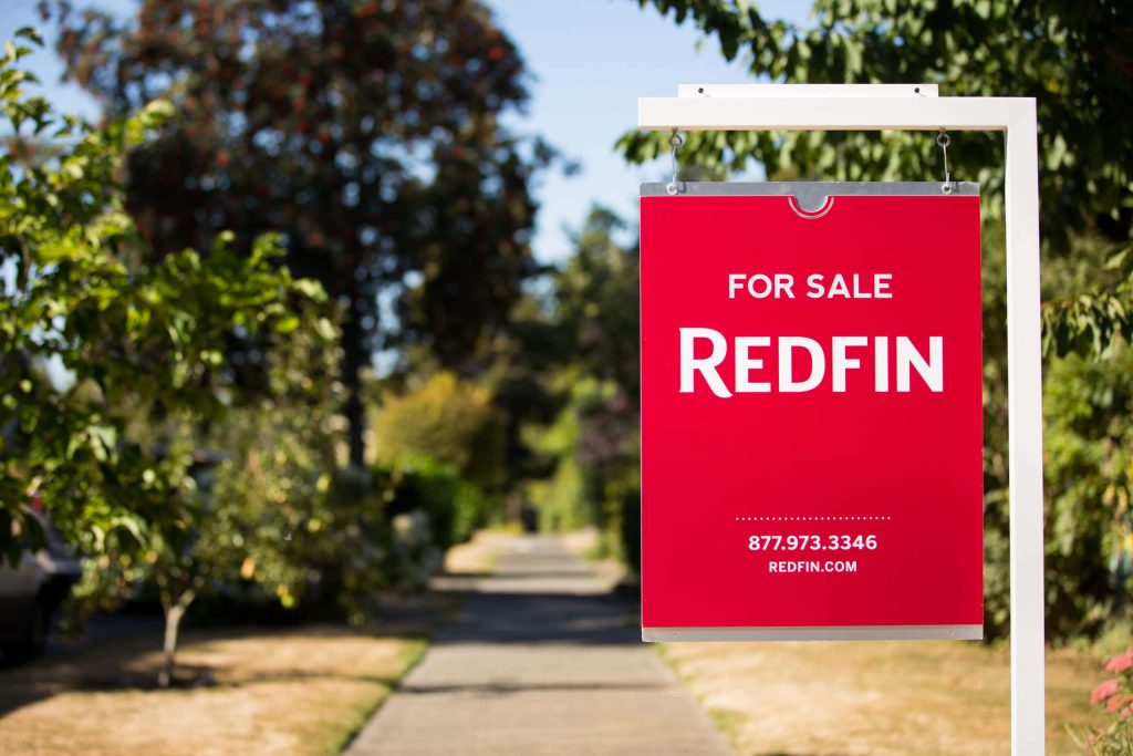 Redfin Real Estate Sign - 100% Commission Real Estate Brokerage Easy Realty